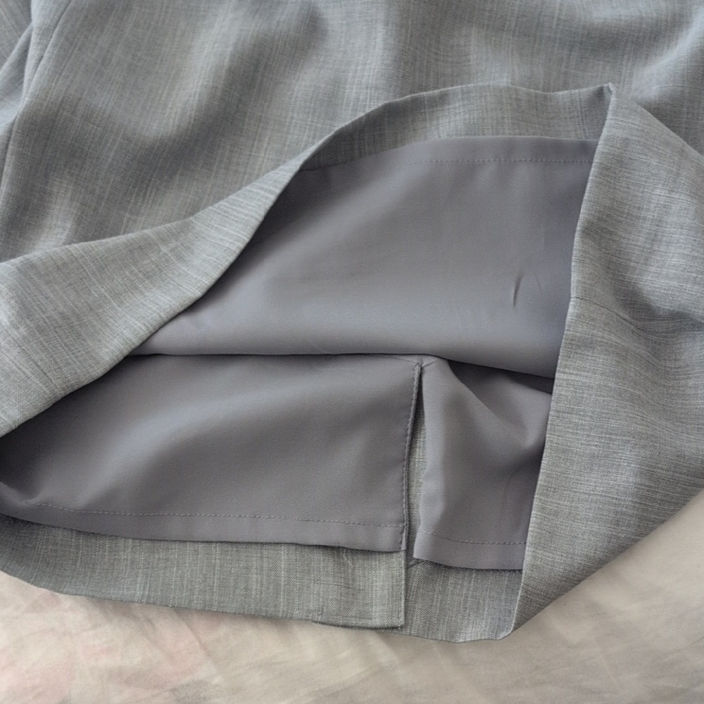 The Limited Elegant Gray Blazer and Skirt Set - Picture 6 of 12